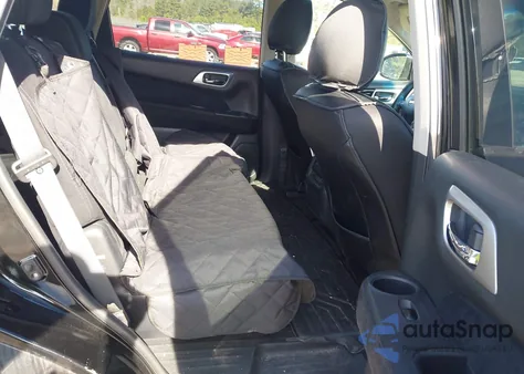 2014 Nissan Pathfinder Sv z USA, uszkodzony, nr VIN 5N1AR2MN1EC732103